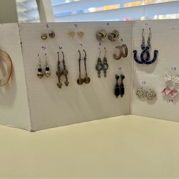 Assorted Earrings Set - Picture 5 of 5